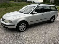 Usata VW Passat 125 CV (91 kW) 2000 Grigio Station wagon