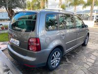Usata VW Touran Highline 170 CV (125 kW) 2007 Grigio Monovolume