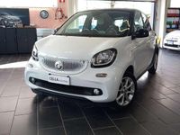 Usata Smart ForFour Passion 71 CV (52 kW) 2015 Bianco & nero Utilitaria