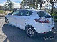 Usata Renault Mégane LIMITED 95 CV (69 kW) 2015 Bianco Berlina