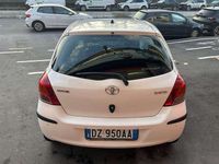Usata Toyota Yaris 101 CV (74 kW) 2009 Berlina