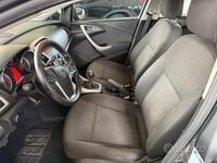 Usata Opel Astra 110 CV (80 kW) 2011 Grigio Station wagon