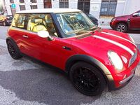 Begagnad Mini Cooper 116 HK (85 kW) 2003 Röd Halvkombi