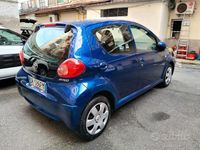 Usata Toyota Aygo 67 CV (49 kW) 2008 Blu Utilitaria