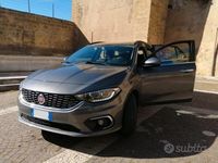 Usata Fiat Tipo 120 CV (88 kW) 2018 Grigio Station wagon