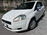 Usata Fiat Grande Punto Dynamic 65 CV (47 kW) 2008 Bianco Utilitaria