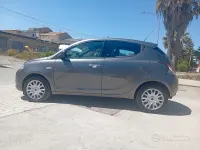 Gebraucht Lancia Ypsilon Gold 95 PS (69 kW) 2015 Grau Kleinwagen