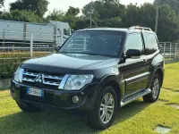 Usata Mitsubishi Pajero Instyle 200 CV (147 kW) 2013 Nero SUV