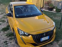 Usata Peugeot 208 100 CV (73 kW) 2022 Giallo Utilitaria