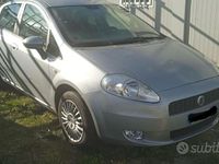 Usata Fiat Grande Punto 65 CV (47 kW) 2007 Grigio Utilitaria