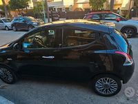 Usata Lancia Ypsilon 60 CV (44 kW) 2011 Nero Utilitaria