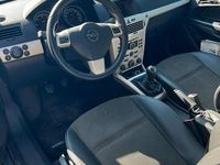 Usata Opel Astra Cabriolet 150 CV (110 kW) 2007 Cabrio