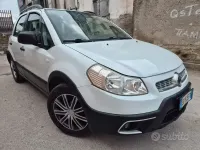 Usata Fiat Sedici 120 CV (88 kW) 2010 Bianco SUV