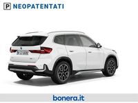 Nuova BMW X1 245 CV (180 kW) 2026 Alpin white pastello SUV