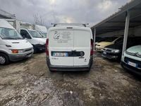 Usata Fiat Doblò 95 CV (69 kW) 2015 Bianco Monovolume