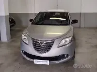 Usata Lancia Ypsilon 69 CV (50 kW) 2015 Beige Utilitaria