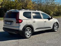 Usata Dacia Jogger Comfort 101 CV (74 kW) 2022 Grigio Monovolume