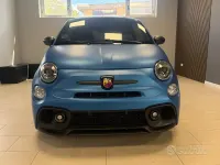 Usata Abarth 695 180 CV (132 kW) 2023 Blu Utilitaria