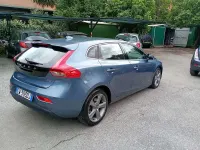 Usata Volvo V40 Business Edition 115 CV (84 kW) 2014 Bluazzurro Berlina