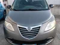 Usata Lancia Ypsilon 95 CV (69 kW) 2012 Grigio Utilitaria