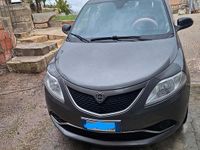 Usata Lancia Ypsilon 95 CV (69 kW) 2017 Grigio Utilitaria