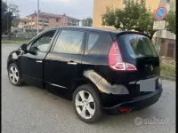 Usata Renault Scenic E-Tech 131 CV (96 kW) 2011 Nero Monovolume