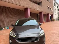 Usata Ford Fiesta Titanium 86 CV (63 kW) 2019 Grigio Utilitaria