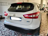 Usata Nissan Qashqai Tekna 110 CV (80 kW) 2016 Bianco SUV