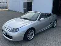Usata MG TF 116 CV (85 kW) 2004 Argento Cabrio