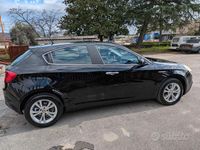 Usata Alfa Romeo Giulietta Distinctive 105 CV (77 kW) 2010 Nero Utilitaria