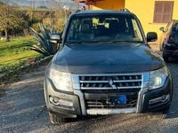Usata Mitsubishi Pajero 190 CV (139 kW) 2017 Grigio SUV