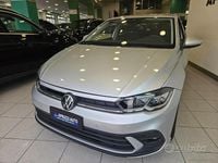 Usata VW Polo Life 80 CV (58 kW) 2023 Argento Utilitaria