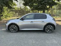 Usata Peugeot 208 GT 145 CV (106 kW) 2025 Grigio Utilitaria