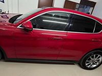 Usata Alfa Romeo Stelvio Executive 209 CV (153 kW) 2019 Rosso SUV