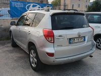 usata Toyota RAV4 RAV 42.2 D-4D 136 CV Sol