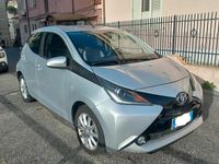 Usata Toyota Aygo Cool 69 CV (50 kW) 2015 Grigio Utilitaria