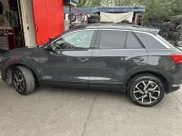 Usata VW T-Roc Style 116 CV (85 kW) 2018 Grigio SUV