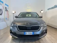 Usata Skoda Scala Ambition 95 CV (69 kW) 2023 Grigio metallizzato Utilitaria