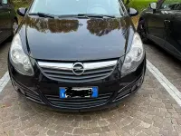 Usata Opel Corsa 85 CV (62 kW) 2010 Nero Utilitaria