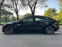 Usata Tesla Model 3 RWD 88 kW (120 CV) 2021 Nero Berlina