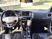 Usata Volvo V40 R-Design Momentum 150 CV (110 kW) 2016 Berlina