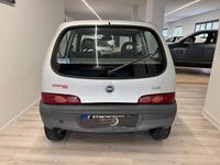 Usata Fiat 600 Anniversary 54 CV (39 kW) 2008 Argento Utilitaria