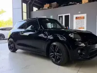 Usata Mini Cooper 75 CV (55 kW) 2019 Nero Utilitaria