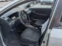 Usata Toyota Corolla 90 CV (66 kW) 2005 Grigio Station wagon
