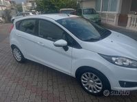 Usata Ford Fiesta 75 CV (55 kW) 2016 Bianco Berlina