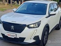 Usata Peugeot 2008 Active 100 CV (73 kW) 2021 Bianco SUV