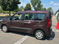 Usata Fiat Doblò Emotion 135 CV (99 kW) 2010 Rosso Monovolume