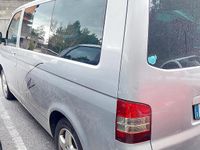 Usata VW Caravelle 174 CV (127 kW) 2006 Grigio Monovolume