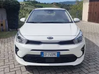 Usata Kia Rio Style 101 CV (74 kW) 2021 Berlina