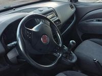 Usata Fiat Doblò Emotion 90 CV (66 kW) 2010 Blu Monovolume